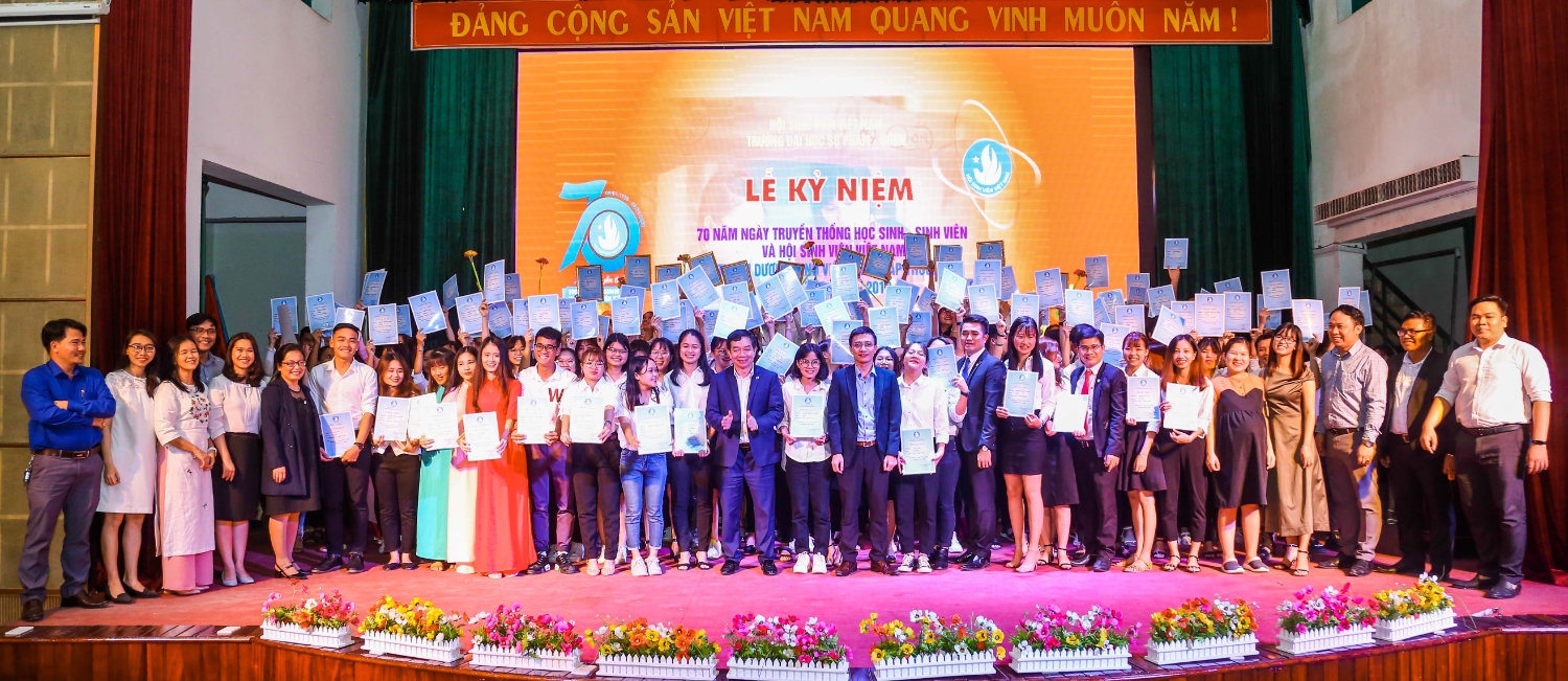 Kỉ niệm 70 năm Ngày Truyền thống học sinh, sinh viên Viên Nam: Tự hào truyền thống sinh viên Đại học Sư phạm – Đại học Đà Nẵng