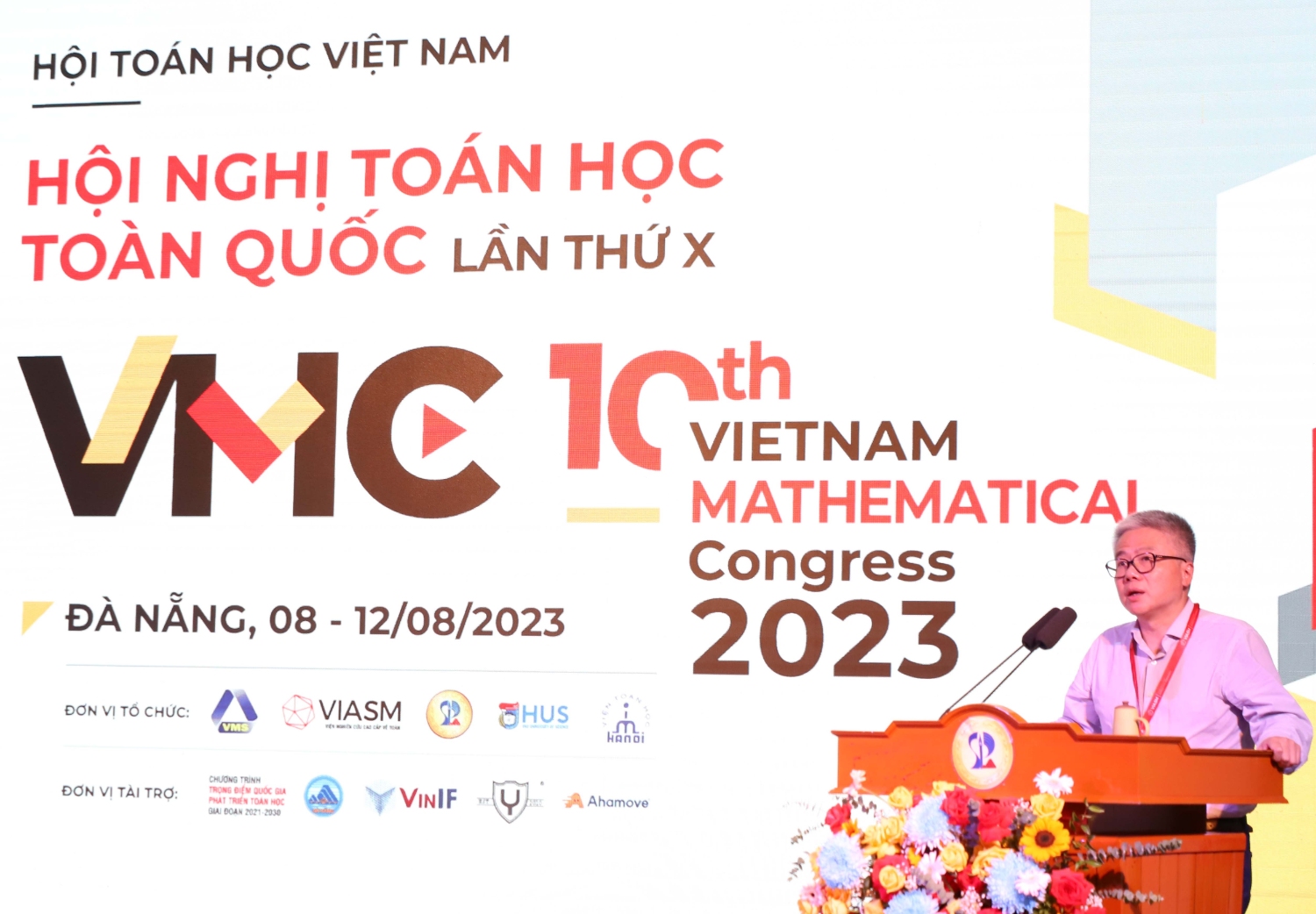 Khai mac HN Toan hoc Viet Nam 13 GS Ngo Bao Chau