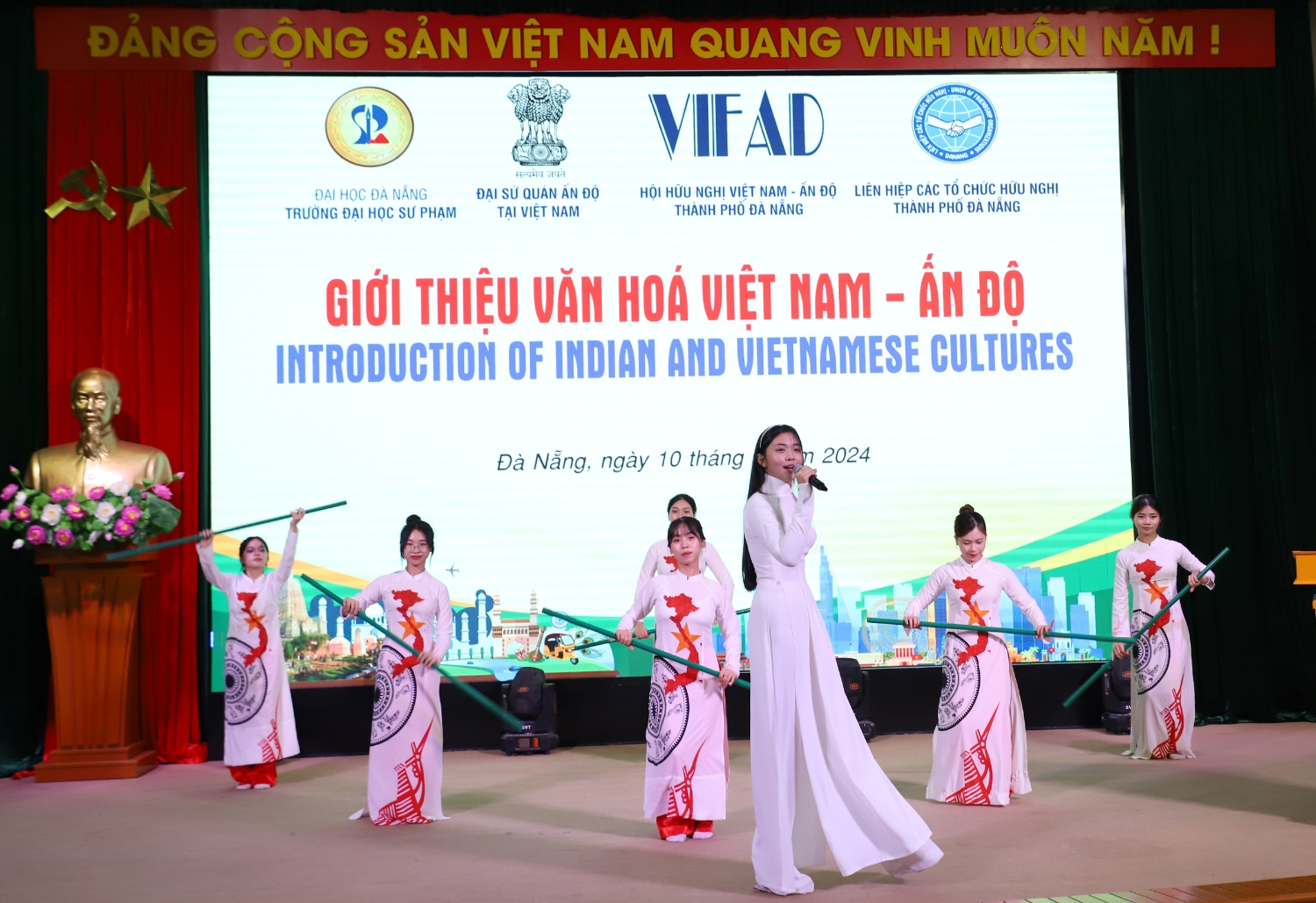 Gioi thieu van hoa Viet Nam An Do 01
