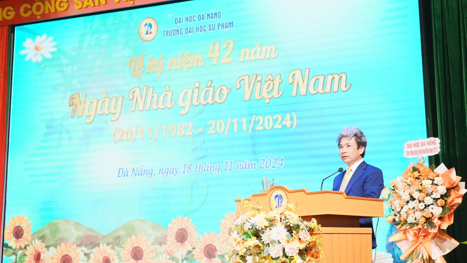 Ky niem Ngay Nha giao Viet Nam va Khanh thanh cac cong trinh van hoa UED (13)