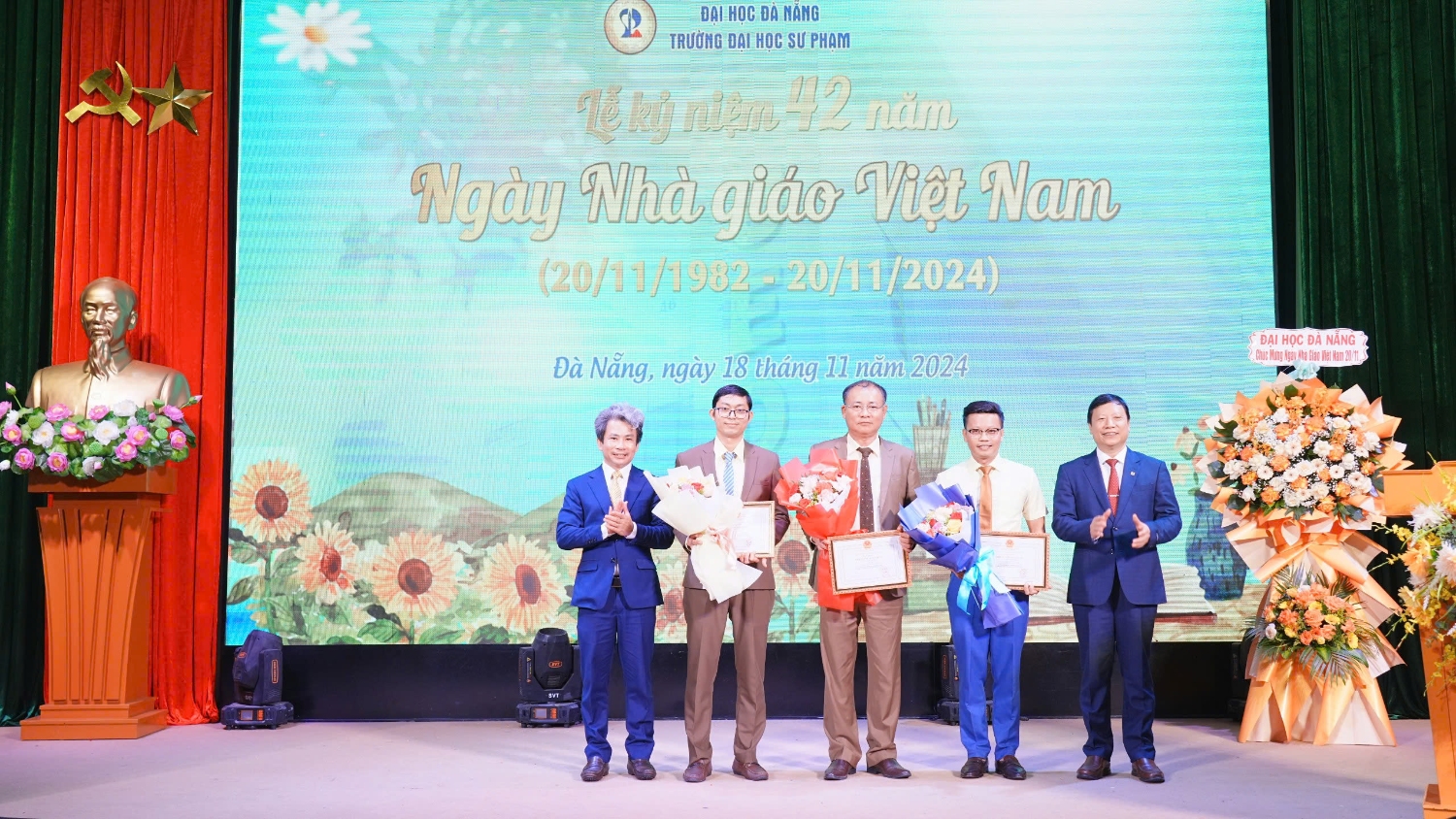 Ky niem Ngay Nha giao Viet Nam va Khanh thanh cac cong trinh van hoa UED (4)