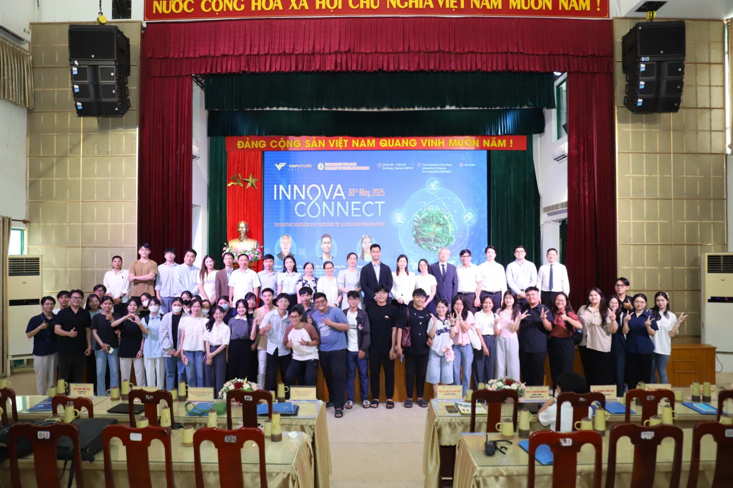 Chup anh luu niem 2