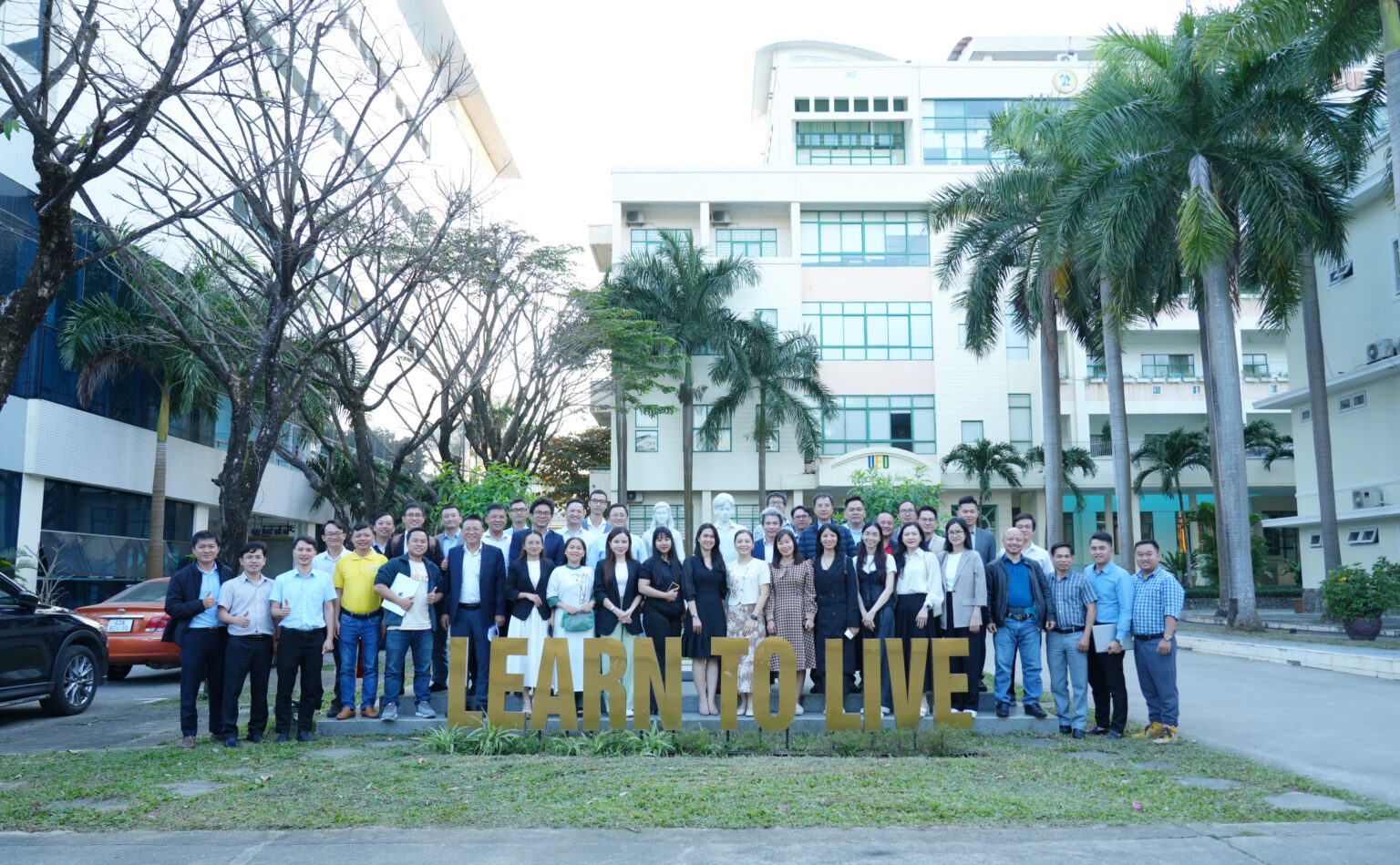 Trường Đại học Sư phạm – ĐHĐN gặp gỡ, kết nối doanh nghiệp khởi nghiệp ...
