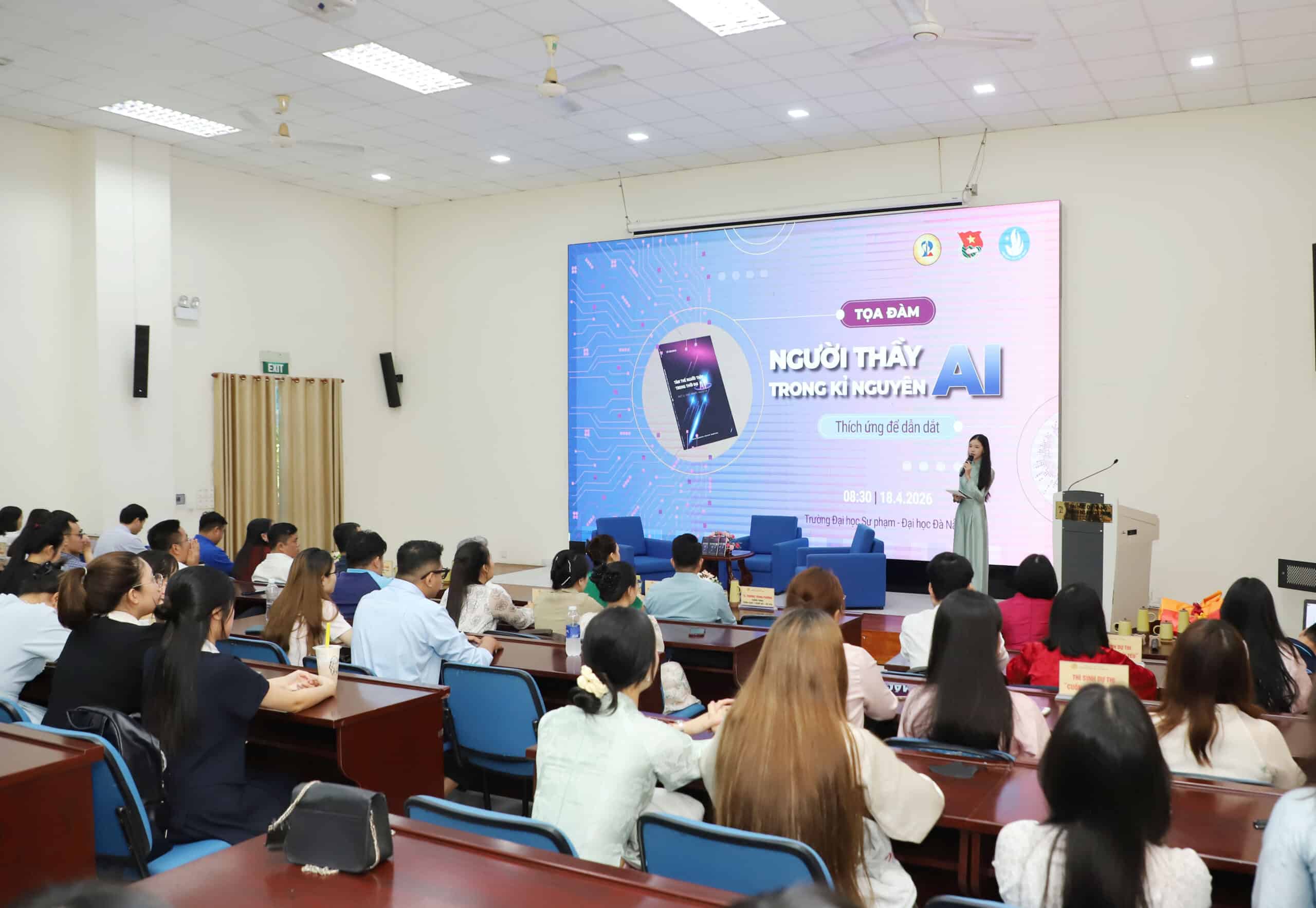 Người thầy trong kỷ nguyên AI: Thích ứng để dẫn dắt