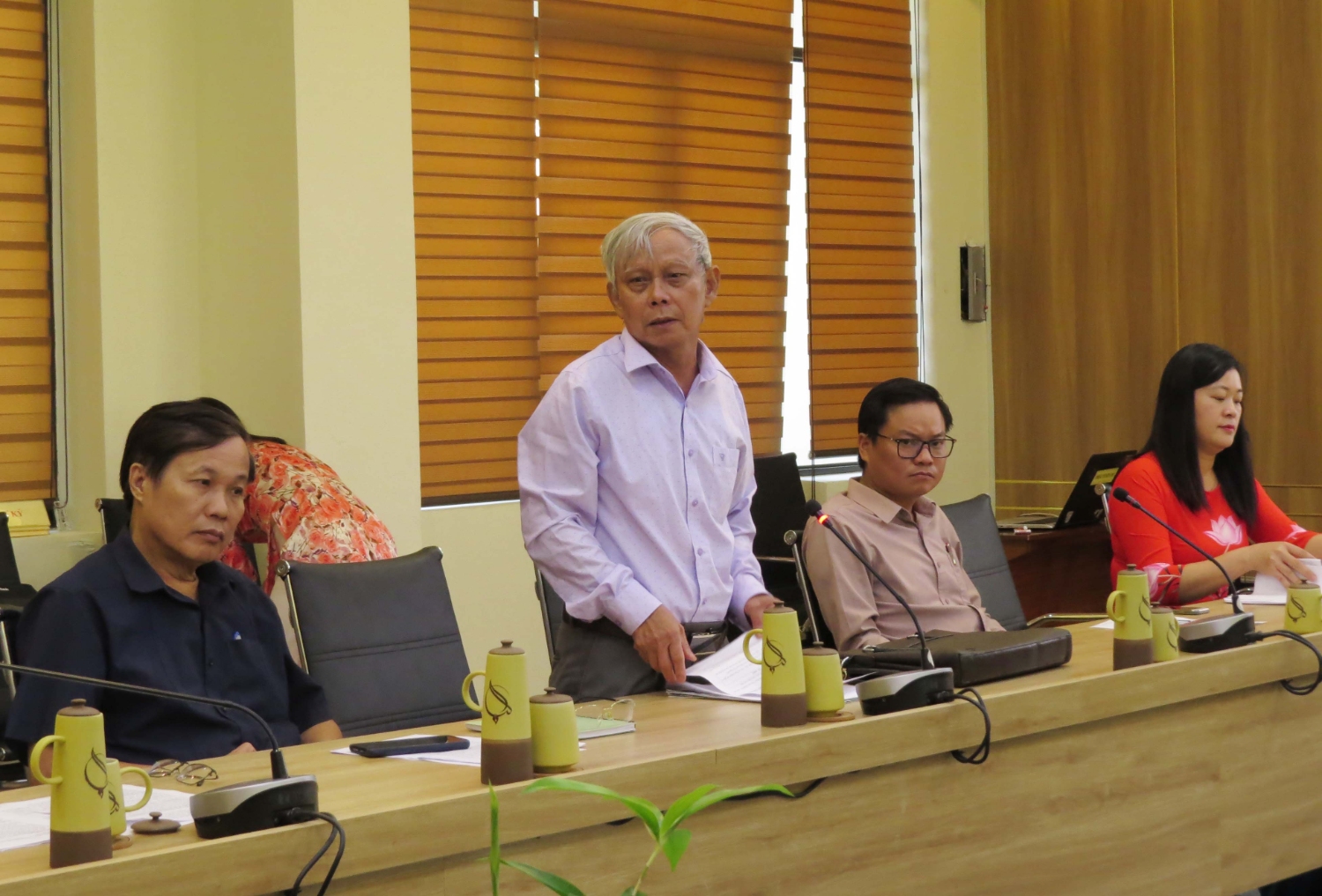 Hoi thao KH cach tiep can nghien cuu xay dung he gia tri 06