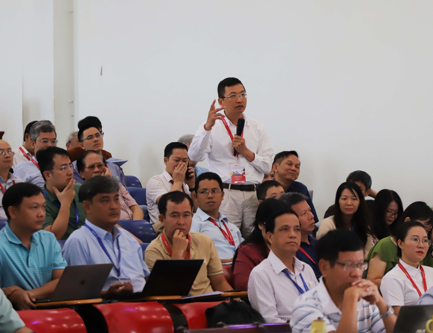 Dai hoi dai bieu Hoi Toan hoc Viet Nam lan thu 9 05