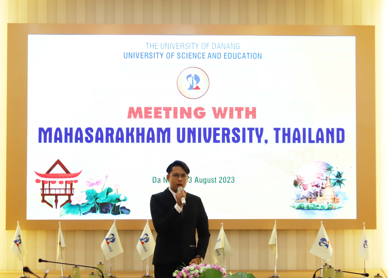 Thao luan co hoi hop tac cung DH Mahasarakham 07