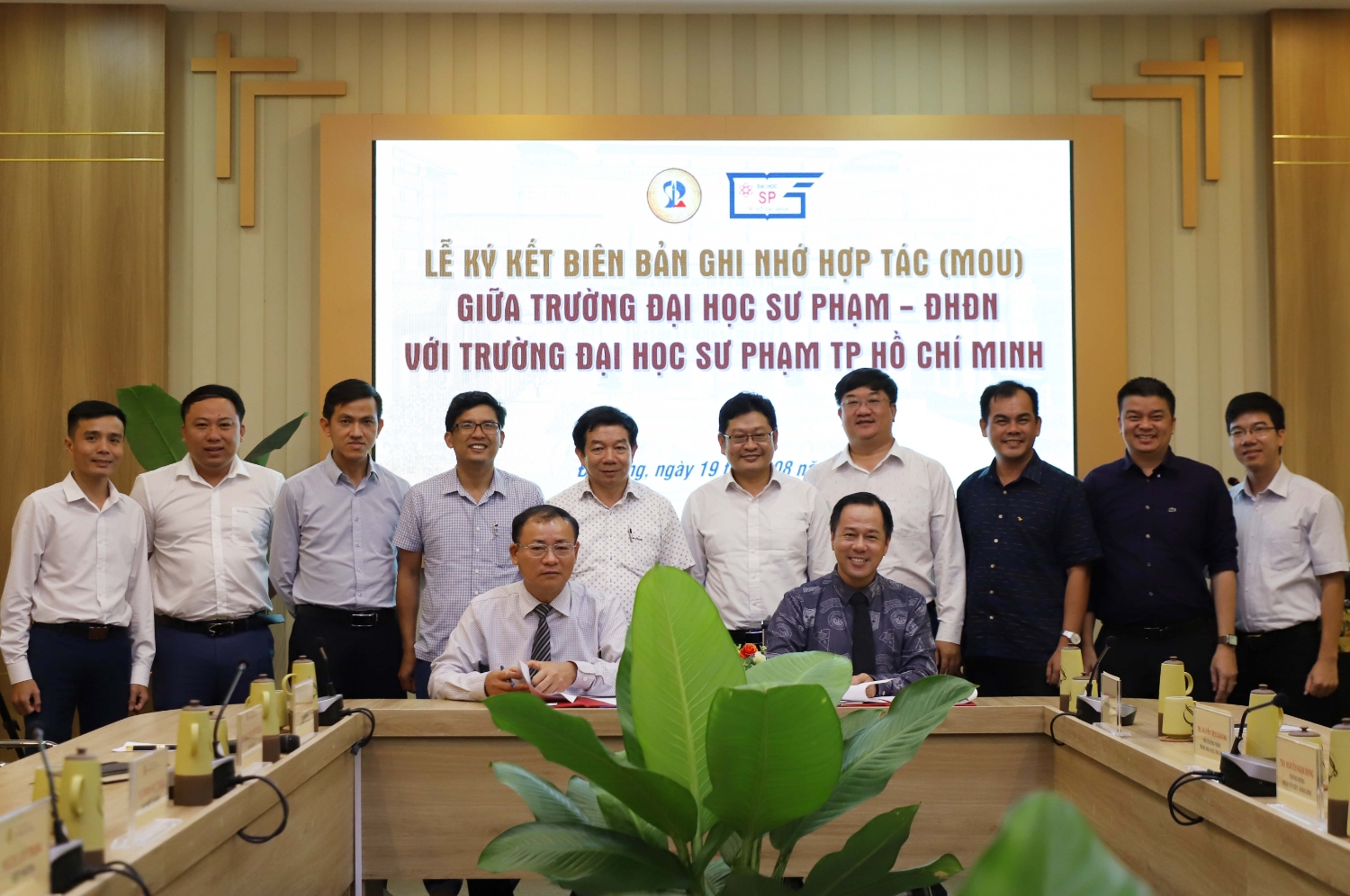 Truong DHSP Da Nang ky hop tac voi Truong DHSP TP HCM 07