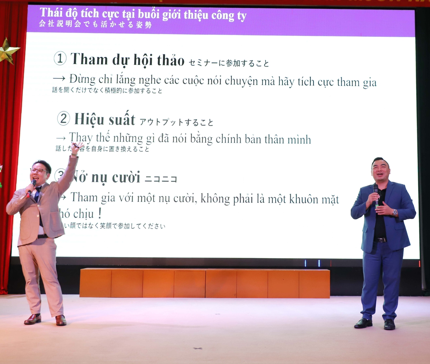 Dao tao ky nang chinh phuc nha tuyen dung cho sinh vien UED 07