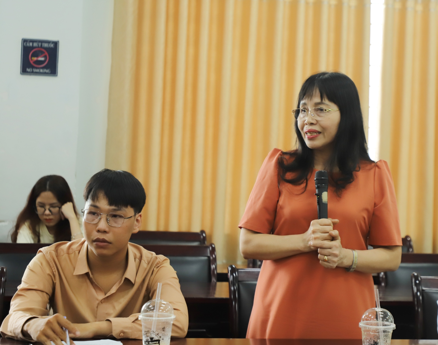 Sinh vien su pham can chu dong hon khi kien tap thuc tap su pham 03