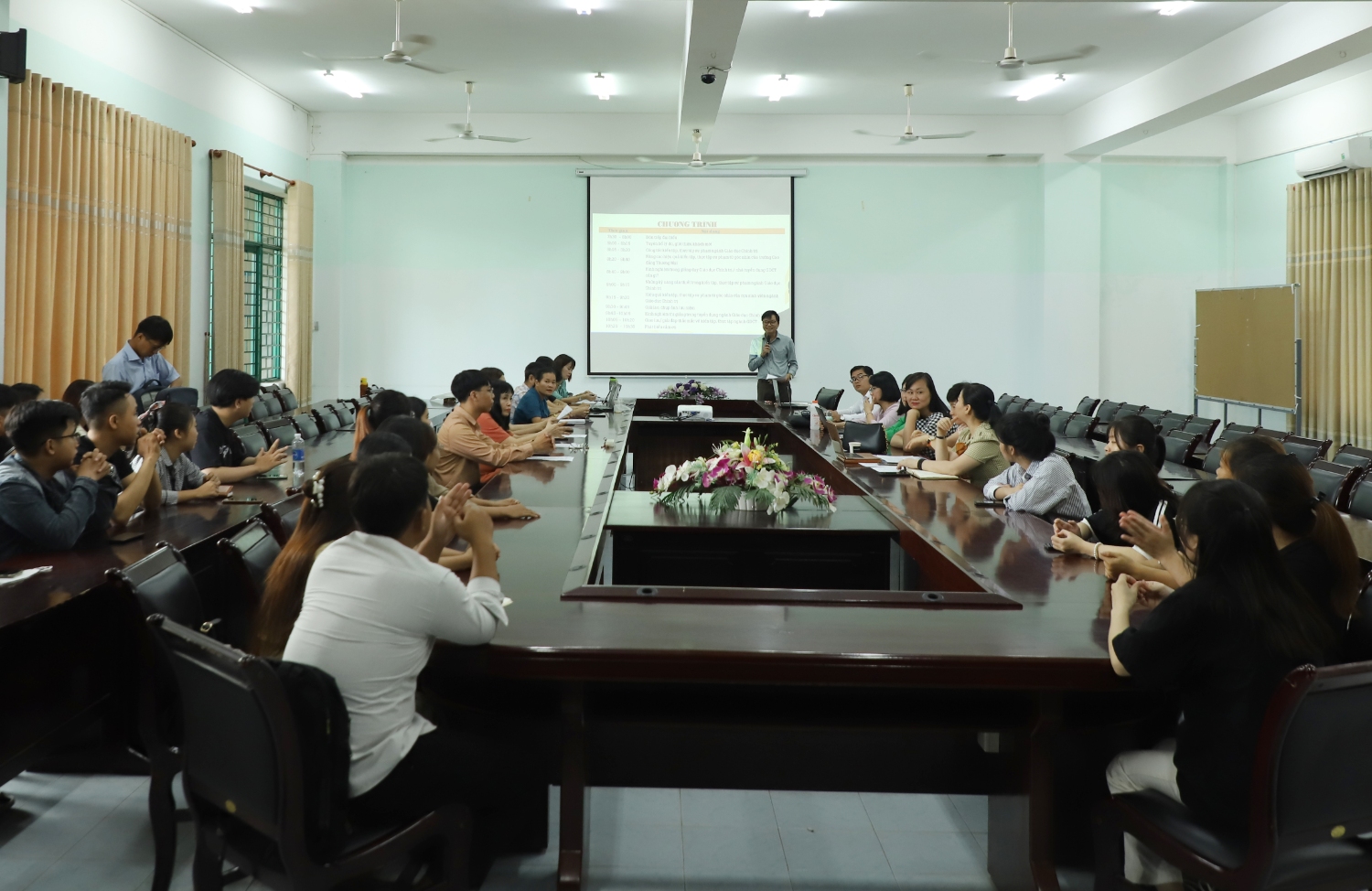 Sinh vien su pham can chu dong hon khi kien tap thuc tap su pham 13