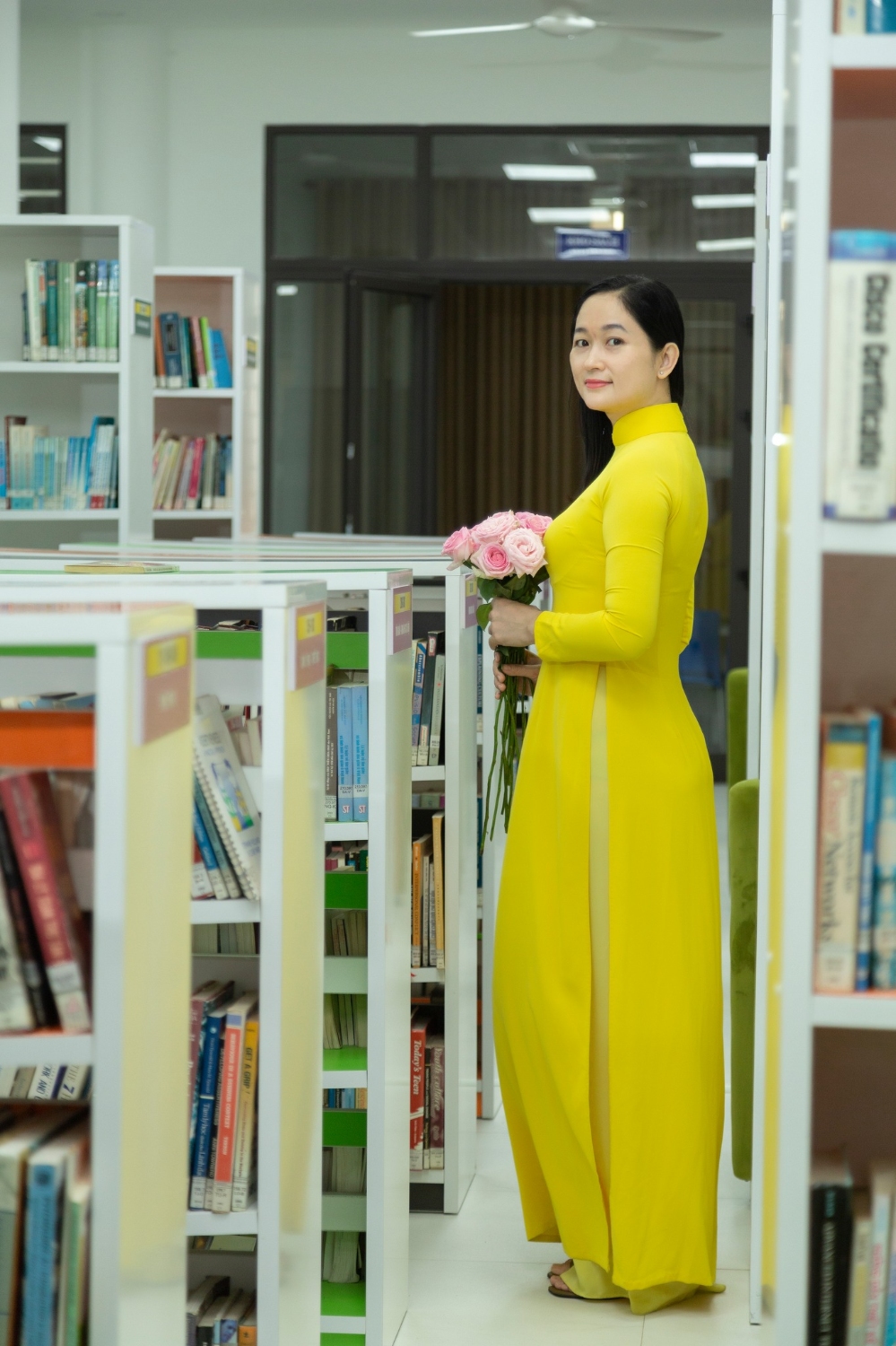 Giai ca nhan Khuyen khich Hoang Hoai Thuong GDTH