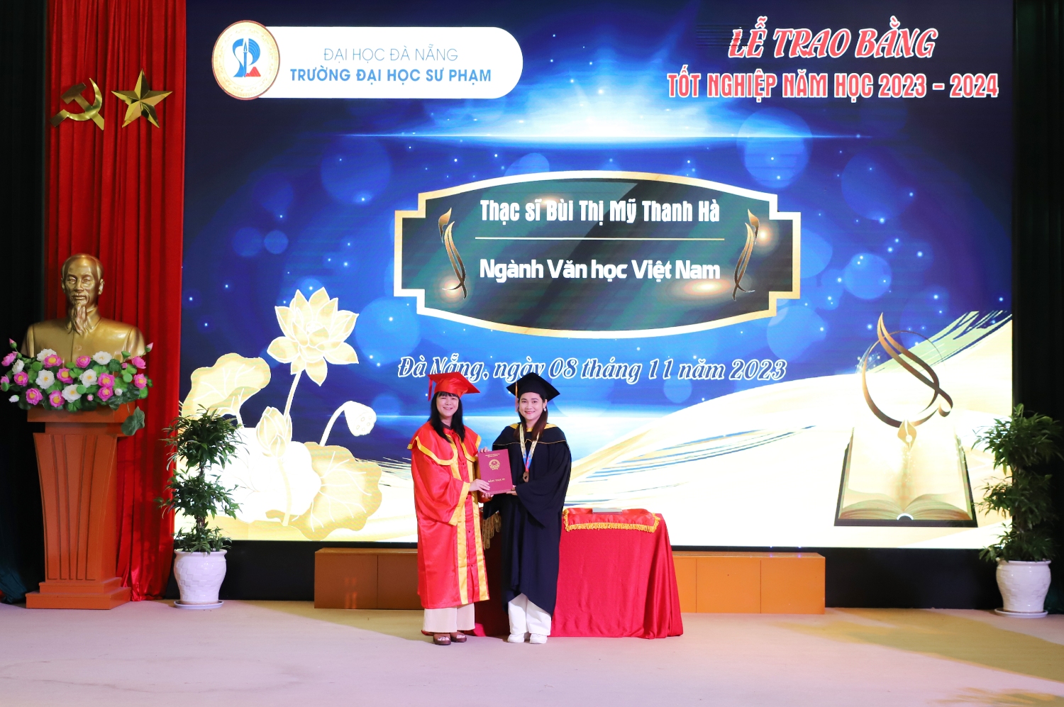 Le trao bang tot nghiep dot 2 2023 Truong DHSP DHDN 05 trao bang Ths
