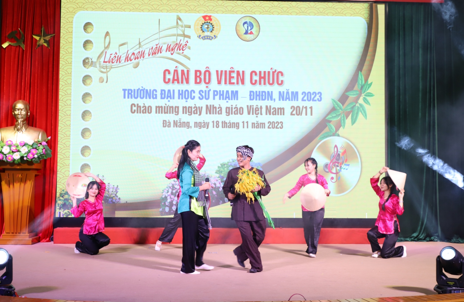 Lien hoan van nghe Ngay Nha giao Viet Nam 07