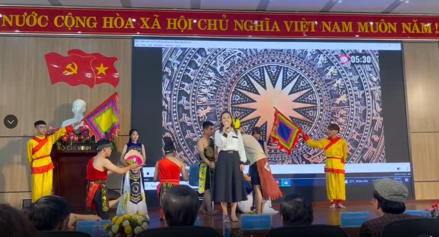 Truong Dai hoc Su Pham DHDN dat giai Nhi cuoc thi Hung bien tieng Viet 05