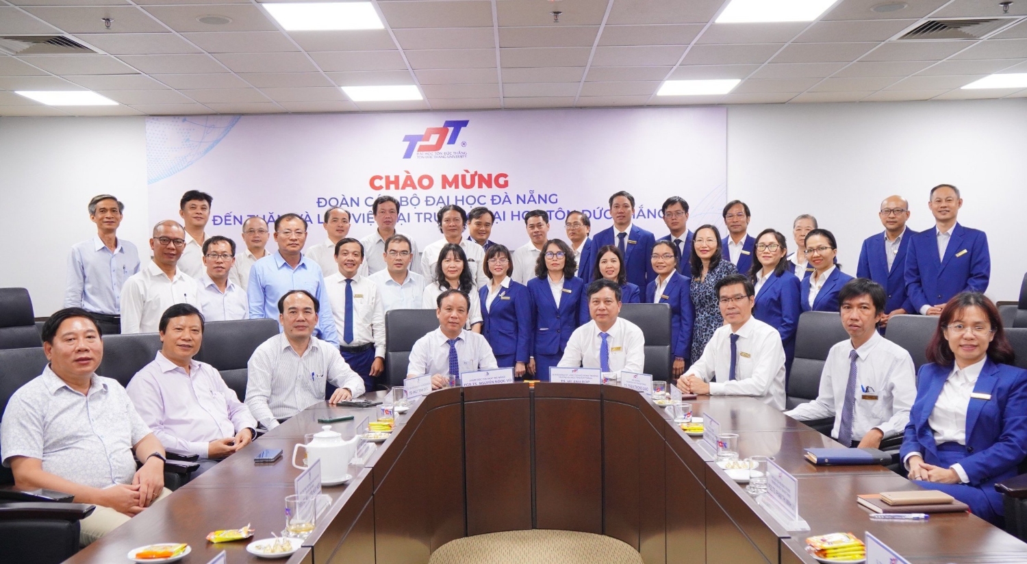 Trien khai hop tac voi Truong DH Ton Duc Thang