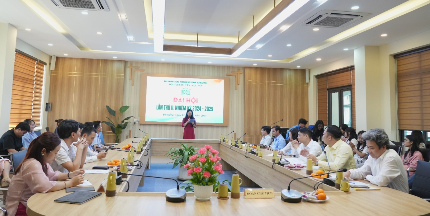 Dai hoi BAn lien lac CSV Khoa Sinh MT 08