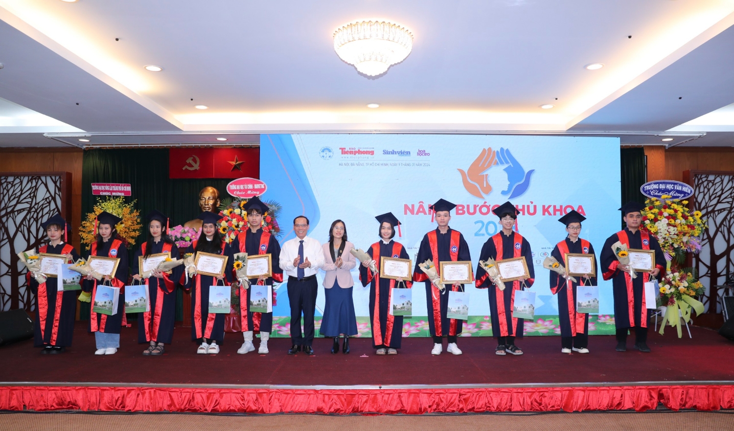 Hoc bong nang buoc thu khoa