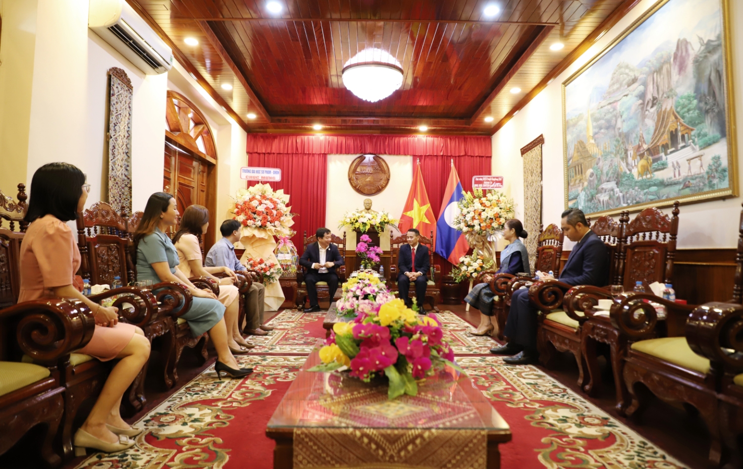 UED chuc mung Tet Lao 2024 09