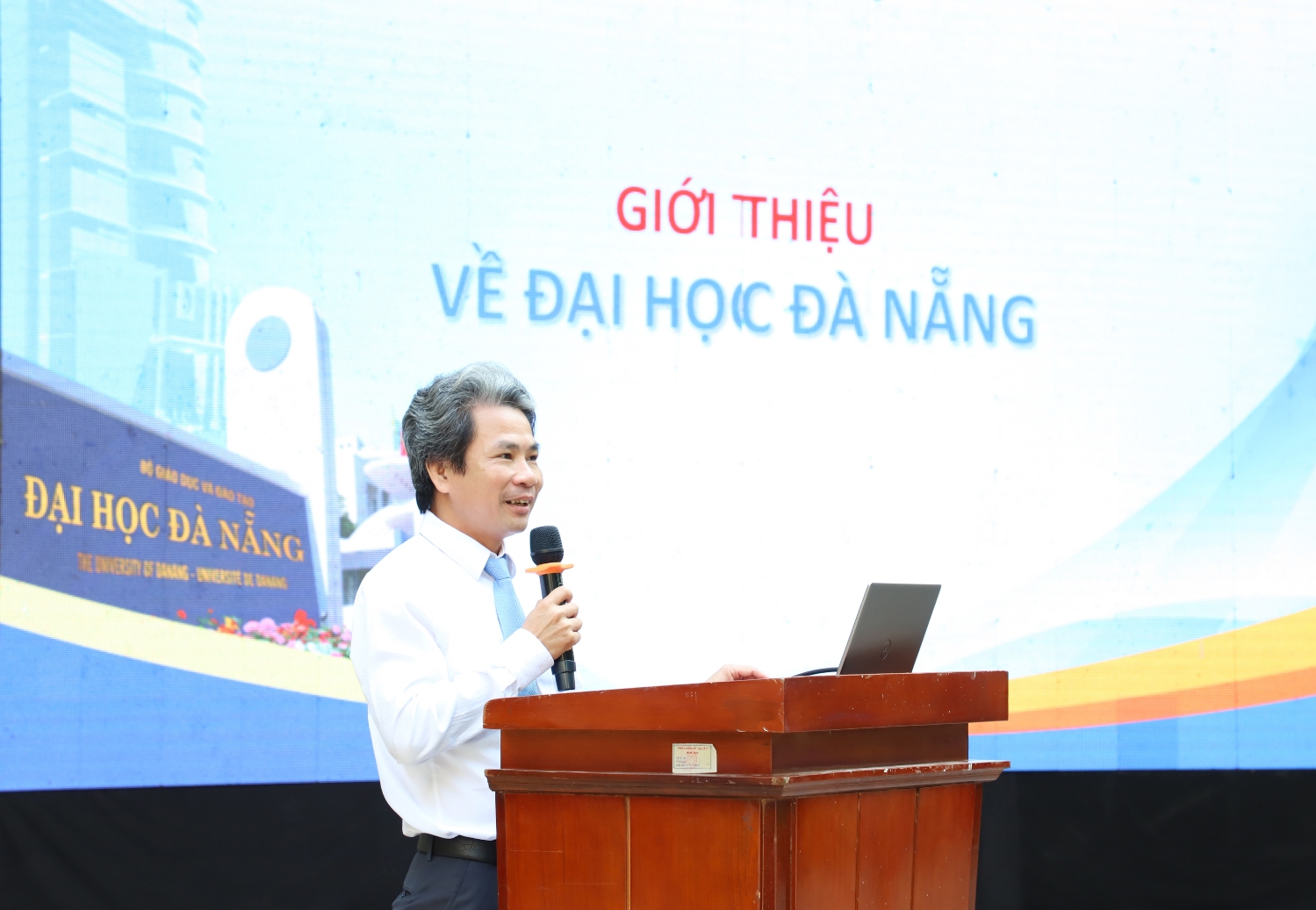 UED Tu van Tuyen sinh tai Quang Ngai 07