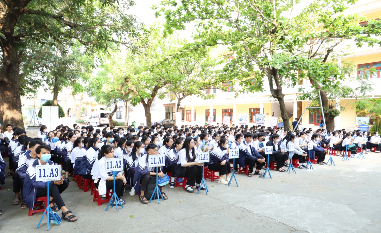 UED Tu van Tuyen sinh tai Quang Ngai 09