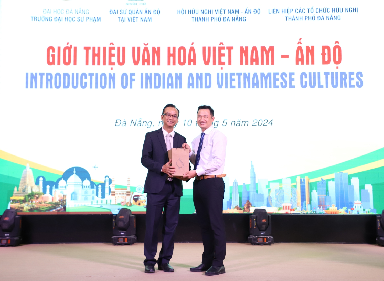Gioi thieu van hoa Viet Nam An Do 05
