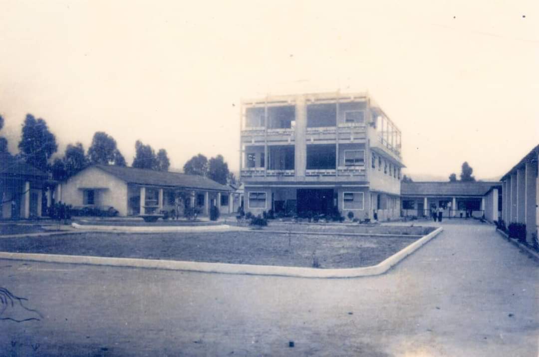 Hinh anh xua ve Truong 01