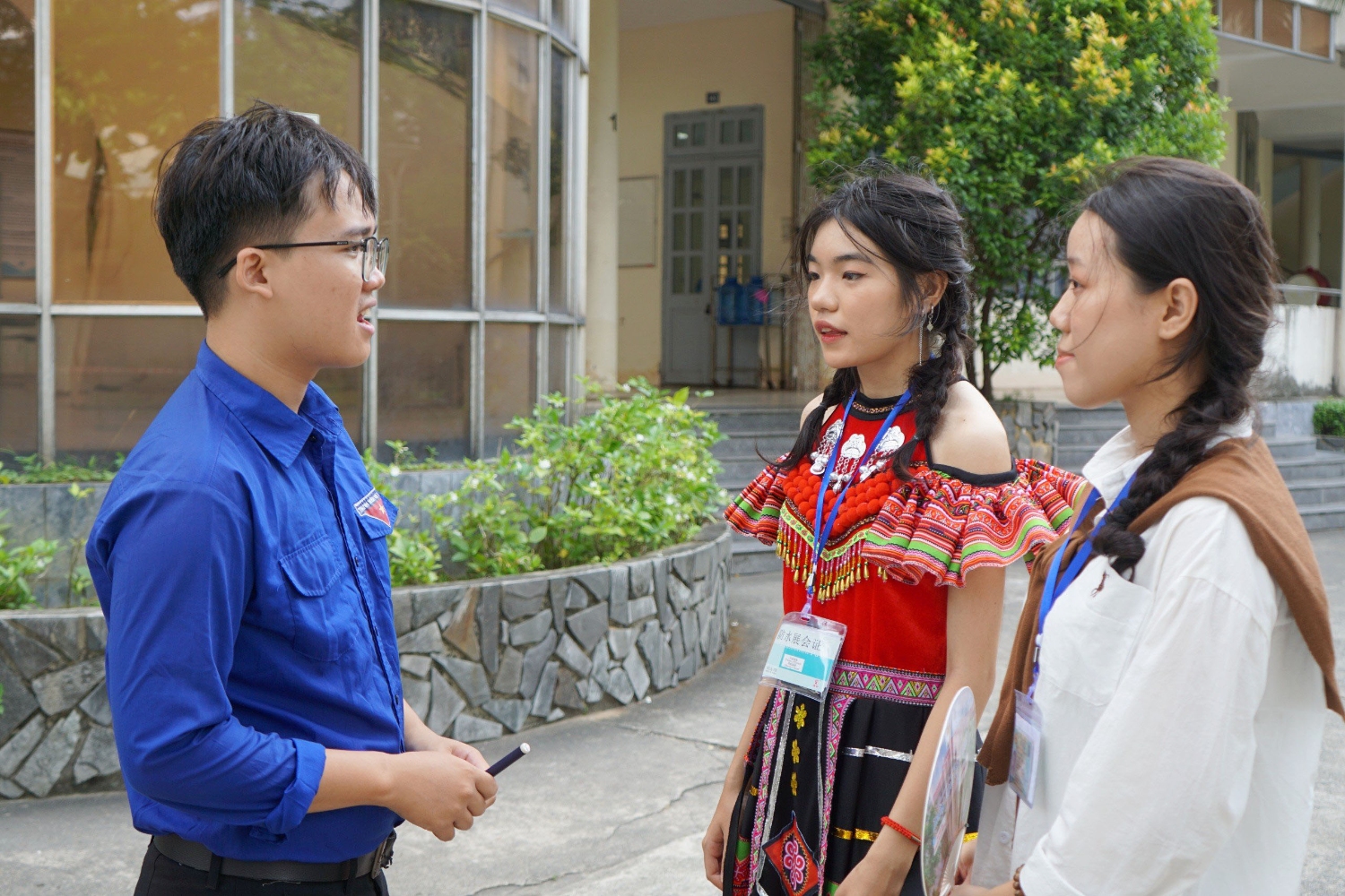 Ky thi nang khieu UED 06